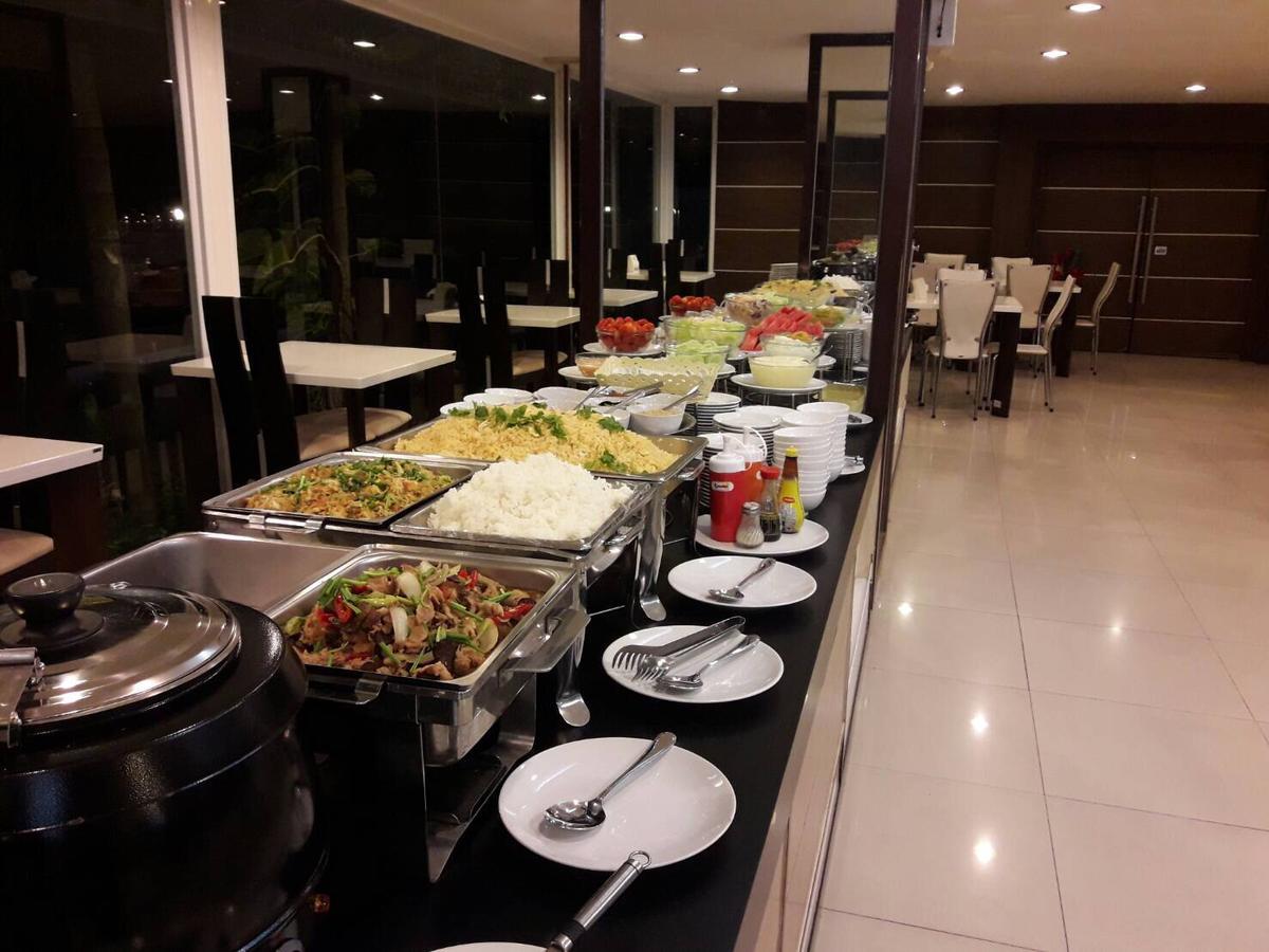 The Residence Prachinburi 304 Dış mekan fotoğraf